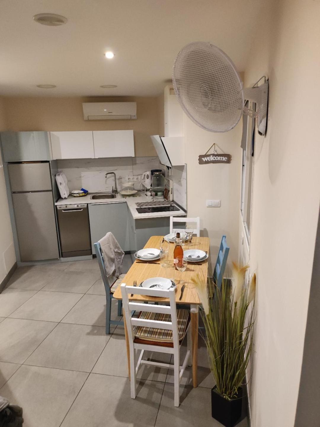 Center Flat Puerto Del Carmen Near The Beach Natural Elements Apartment Buitenkant foto