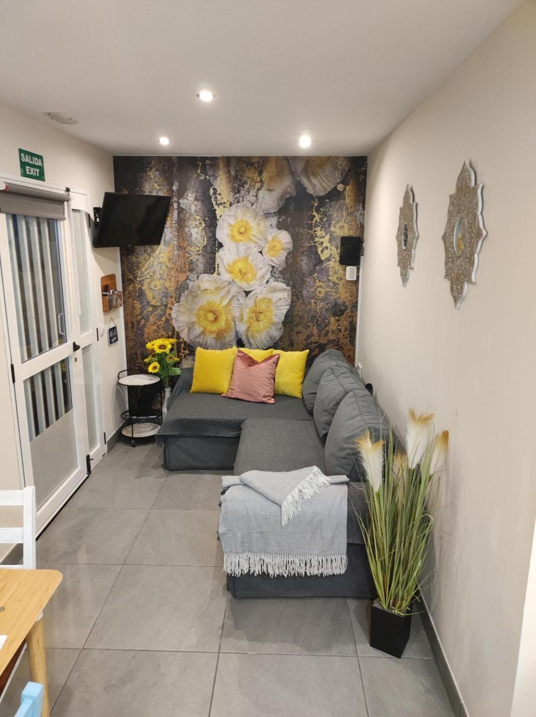 Center Flat Puerto Del Carmen Near The Beach Natural Elements Apartment Buitenkant foto
